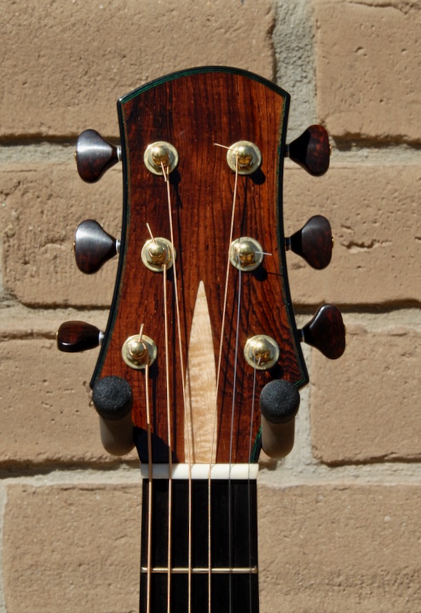 Luthier Mike Baranik Guitars